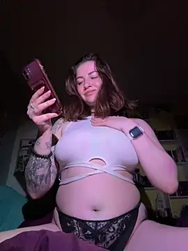 MayaMystic's cam snapshot