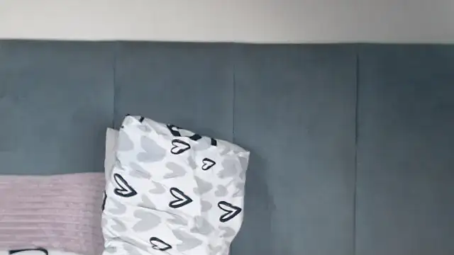 Jah-Queen's cam snapshot