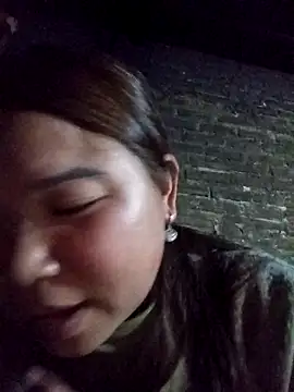 may-squirl's cam snapshot