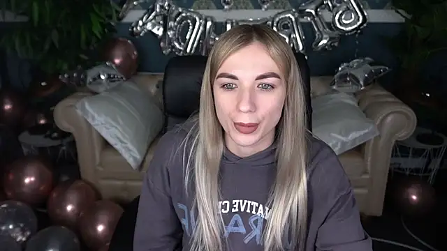 ArinaWong's cam snapshot