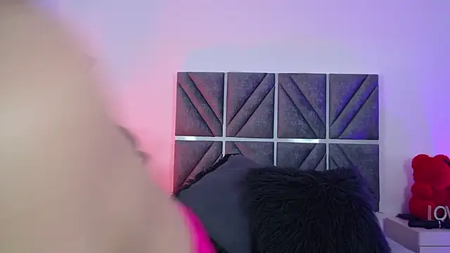 AlombraMorris's cam snapshot