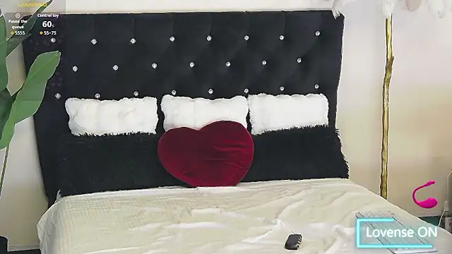 MistyAddams's cam snapshot