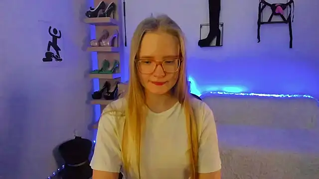 NancyHottie's cam snapshot