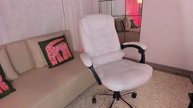 liaamoon_'s cam snapshot