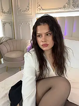 TrishaBown's cam snapshot