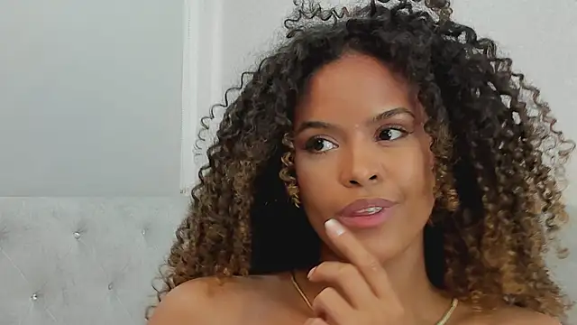 Amelia_bss's cam snapshot