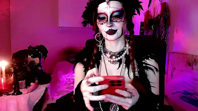 EmpressMorrigan's cam snapshot