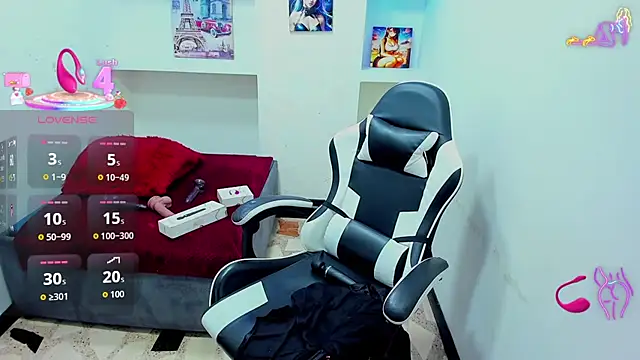 emily_rosse04's cam snapshot