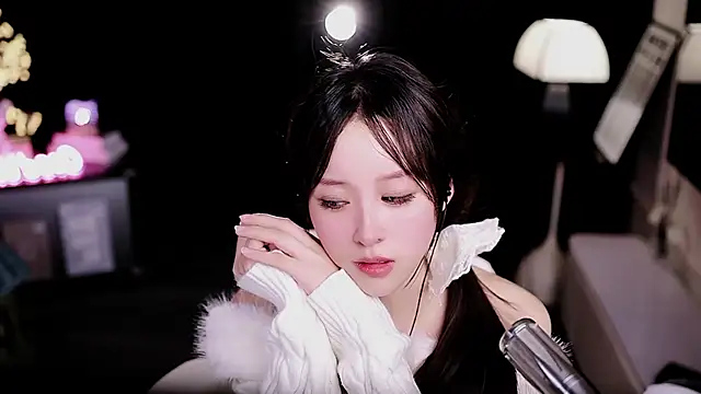 coward_by's cam snapshot