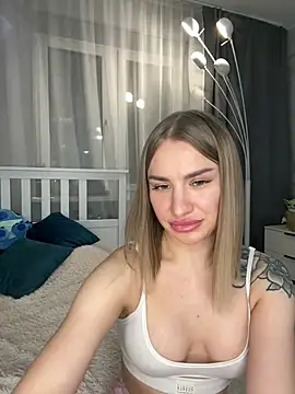 MashaFromRussia__'s cam snapshot