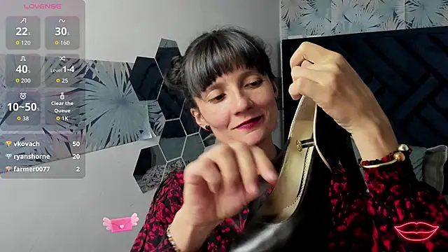 Valery_More__'s cam snapshot