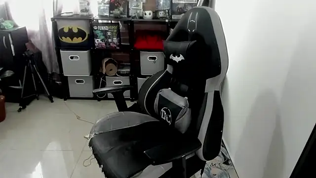 aika-dreams's cam snapshot