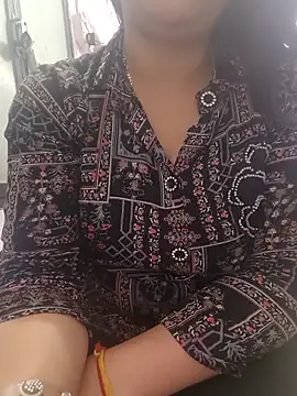 roshni_agrawal0's cam snapshot