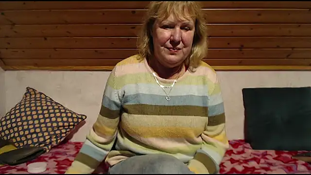 Nikole111's cam snapshot