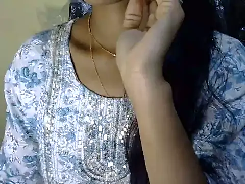 Khushi_v's cam snapshot