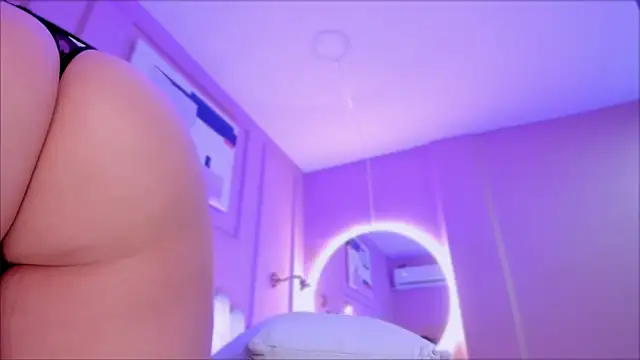 lia_ass_'s cam snapshot