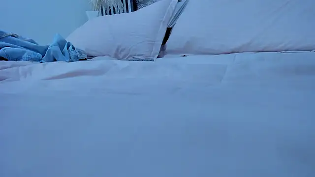 Samaantha-White's cam snapshot