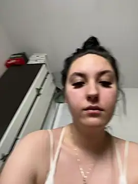 Lucy_doll22's cam snapshot