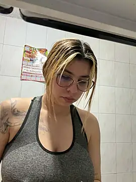 -Miaa_'s cam snapshot