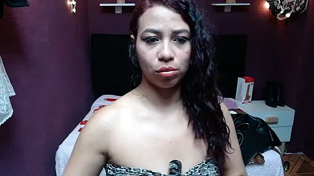 monika_256's cam snapshot