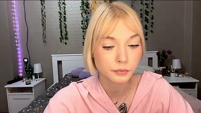 LlsabethHaze's cam snapshot