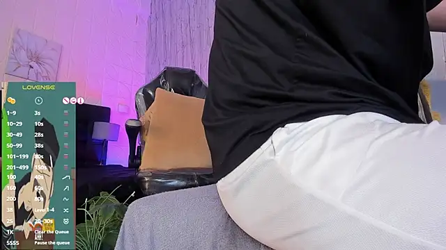 JUANDIAMONDS98's cam snapshot