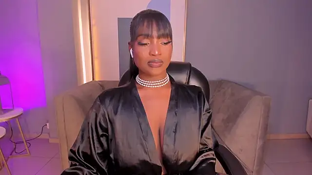 SavannahStorm's cam snapshot