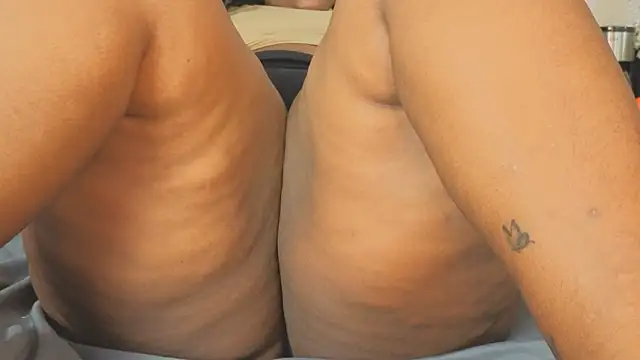 Alexa_roussee's cam snapshot