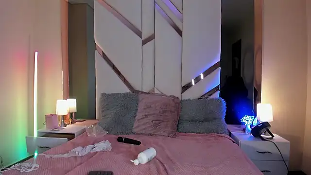 EmmaStonns's cam snapshot