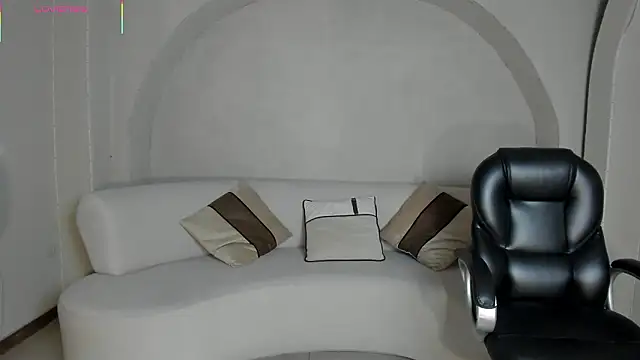 VeronicaBlue's cam snapshot