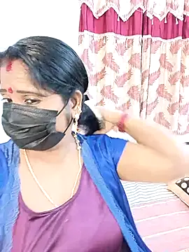 tamil-aunt's cam snapshot