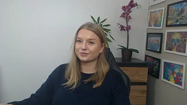 Mysteryerica's cam snapshot