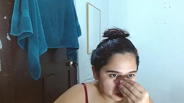 Thalian's cam snapshot