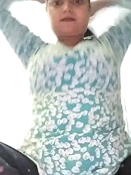 Hot-Pooja25's cam snapshot