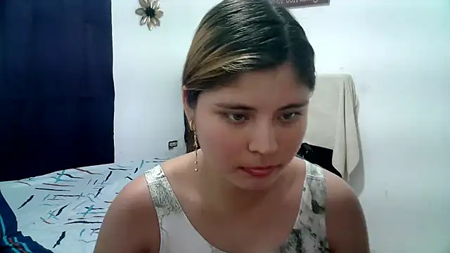 keilicita_tonny_18's cam snapshot