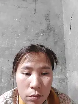 YANINA-20 live sex cam