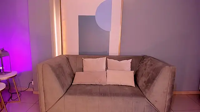 SavannahStorm live sex cam