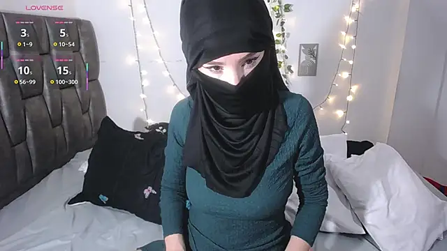 __Nahia's cam snapshot