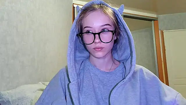 GlidedFill's cam snapshot