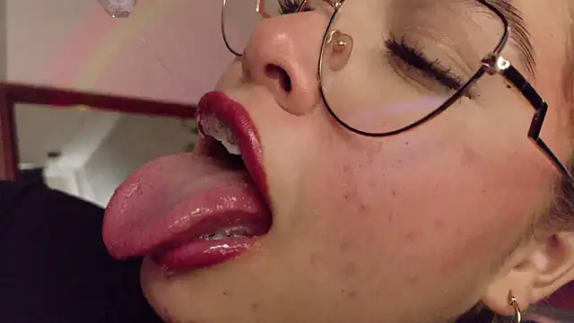 Haelycute's cam snapshot