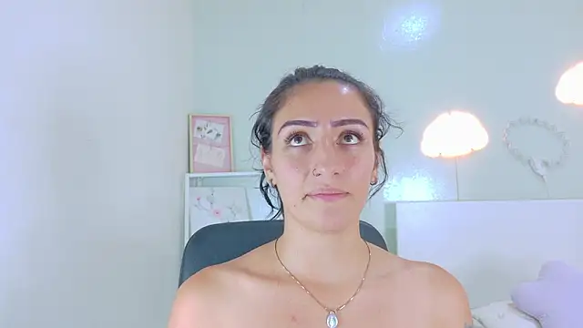 AmmyRouse__'s cam snapshot