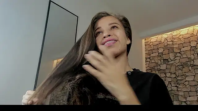 AMAZONITA2026's cam snapshot