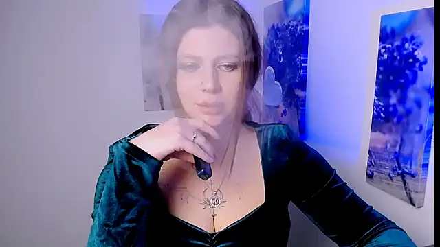 Lizzy_Love's cam snapshot