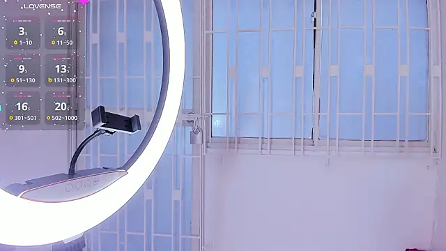 Dani_rivass's cam snapshot