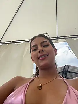 Valeria-escobar's cam snapshot