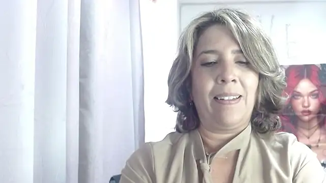 Victoria_meester's cam snapshot