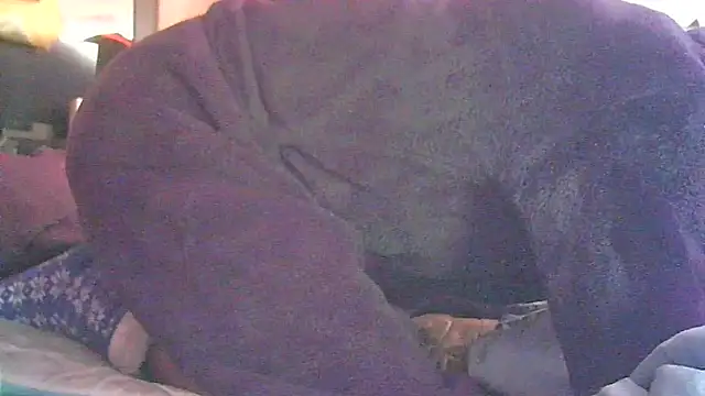 ON3YOULLN3VER_FIR3's cam snapshot