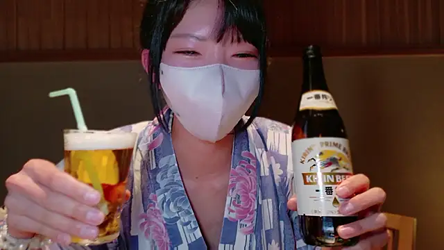 clara_6x9's cam snapshot