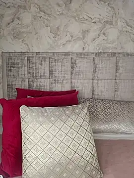 ashleythompson2025's cam snapshot