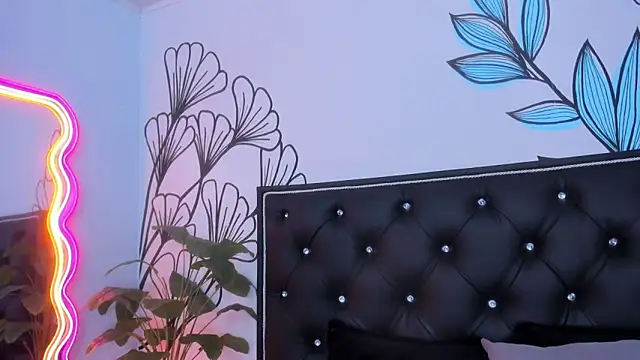 Sweet_Ariadna_'s cam snapshot